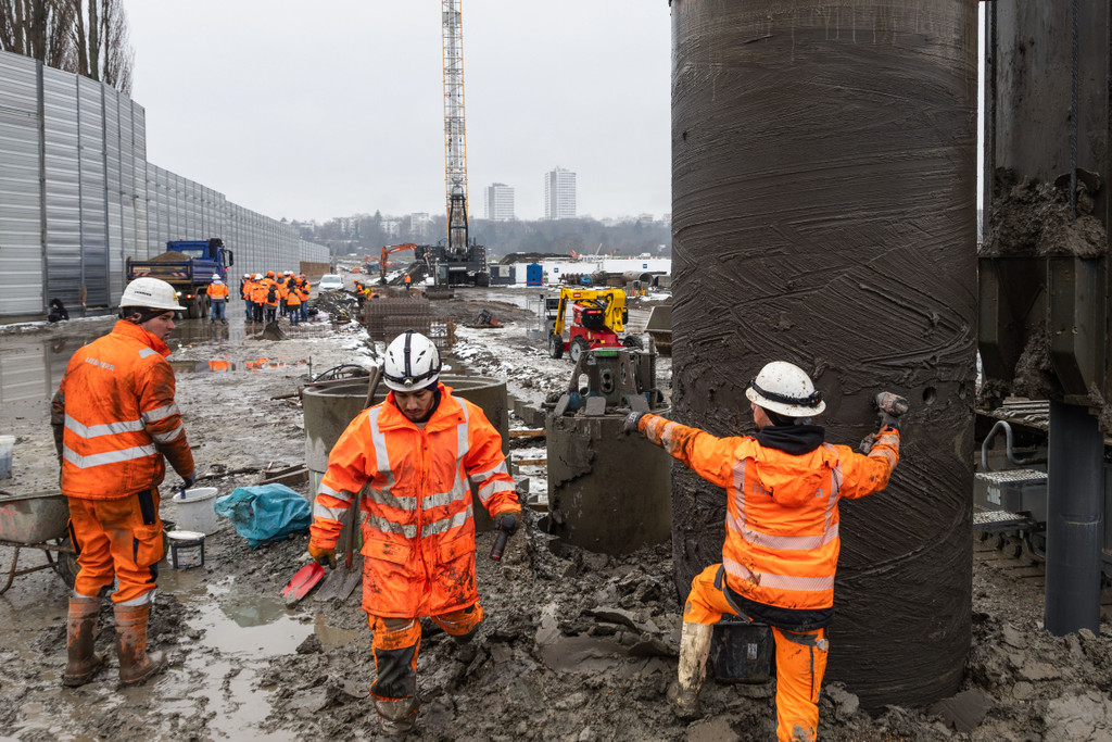 Riederwaldtunnel - Baustellenbegehung A66 Riederwaldtunnel über das Tunnelportal West.