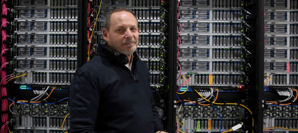 FILE PHOTO: Nebius launches its first AI UK data centre, a new facility hosting NVIDIA and other computer firms, at Ark Data Centres, in Chertsey