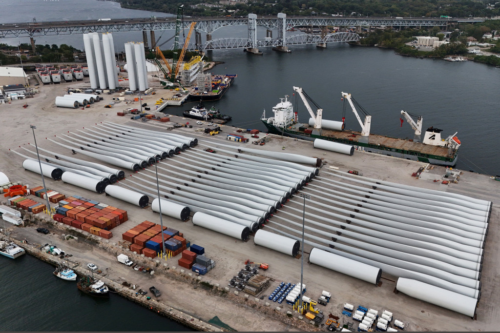Rotor blades and other parts for for the ongoing construction of the Revolution Wind in New London