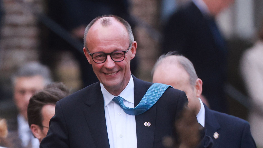 Ankündigen als Politikstil