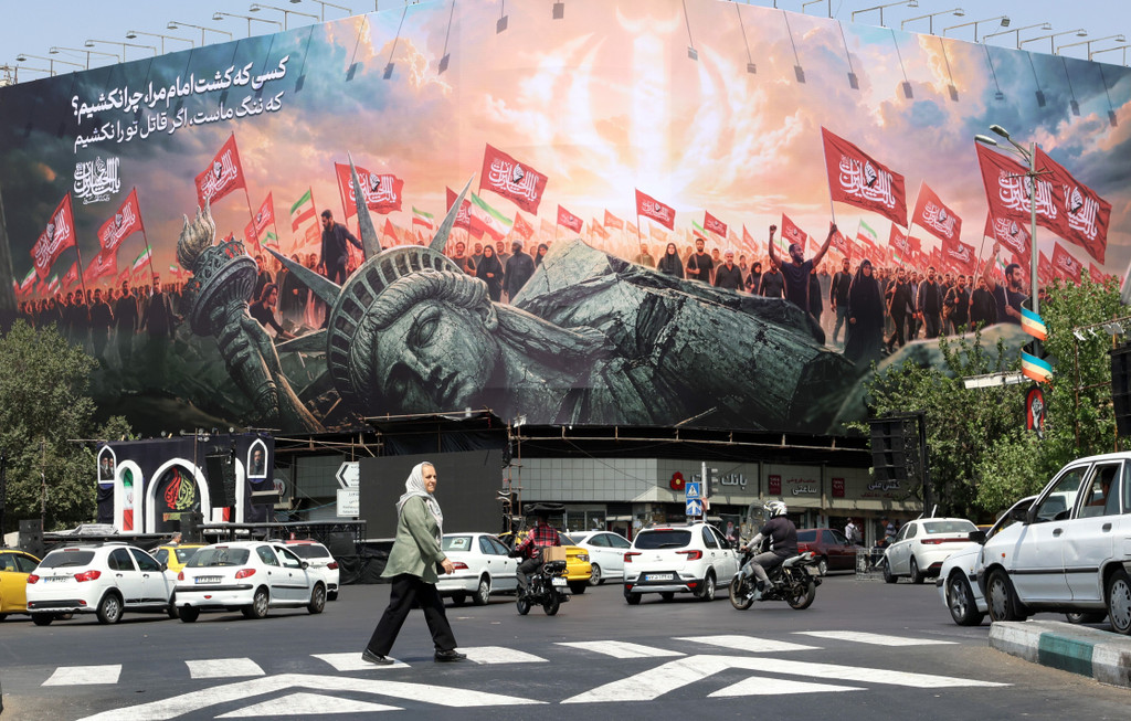 US-Iran tensions continue amid diplomatic efforts