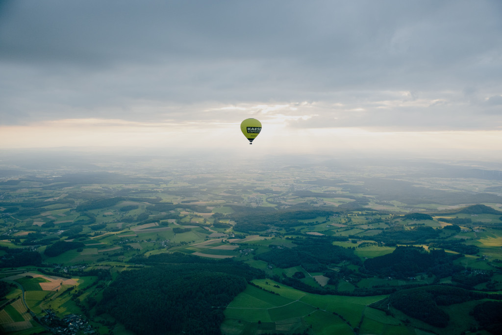 Heißluftballon - Für die Sommerserie der RMZ 