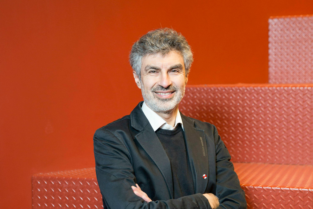 Yoshua Bengio