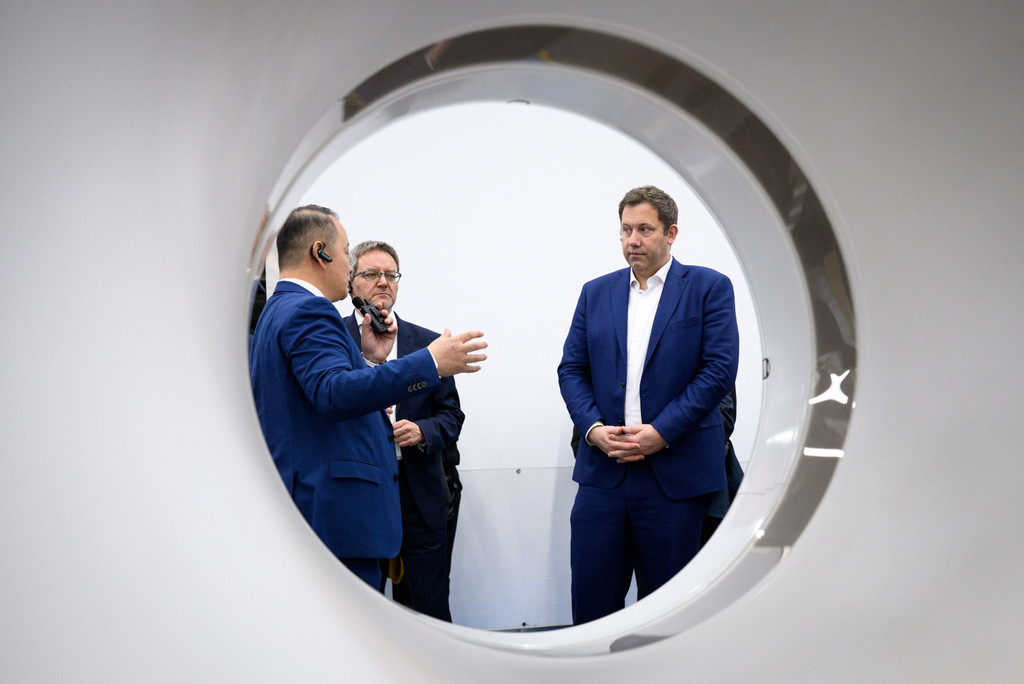 Peking zieht bei Ausländern die Daumenschrauben an