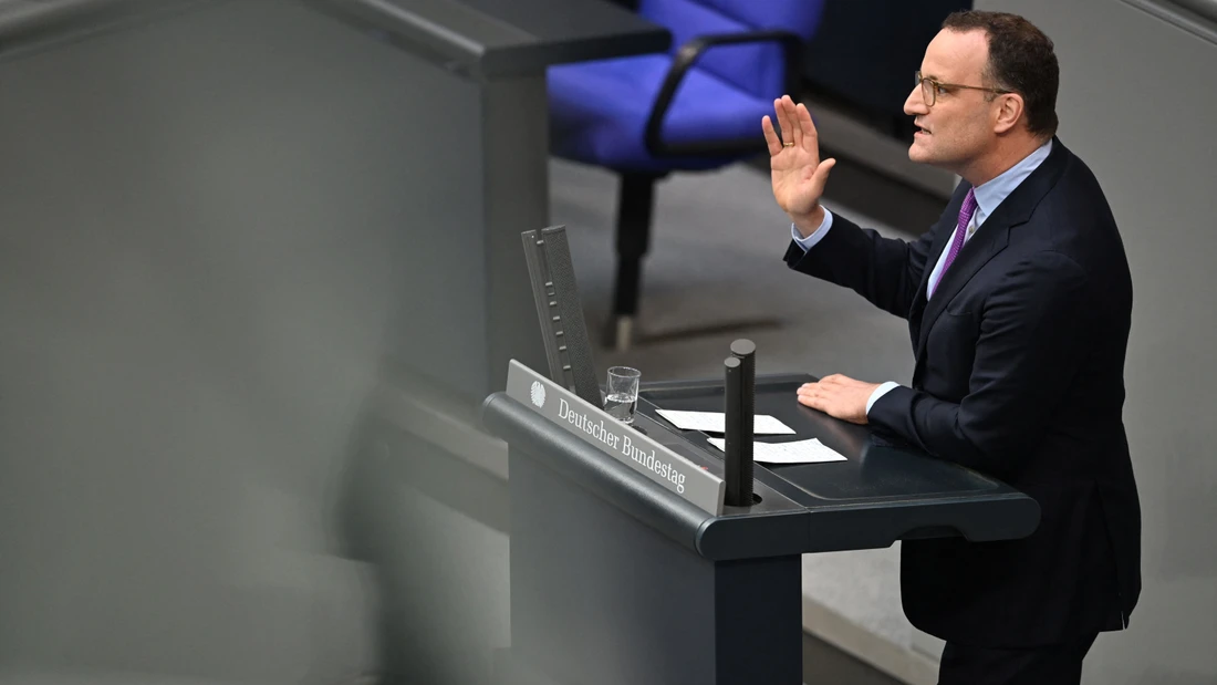 In der Bundestagsdebatte am 9. November sprach Spahn noch als Mitglied des Haushaltsausschusses.