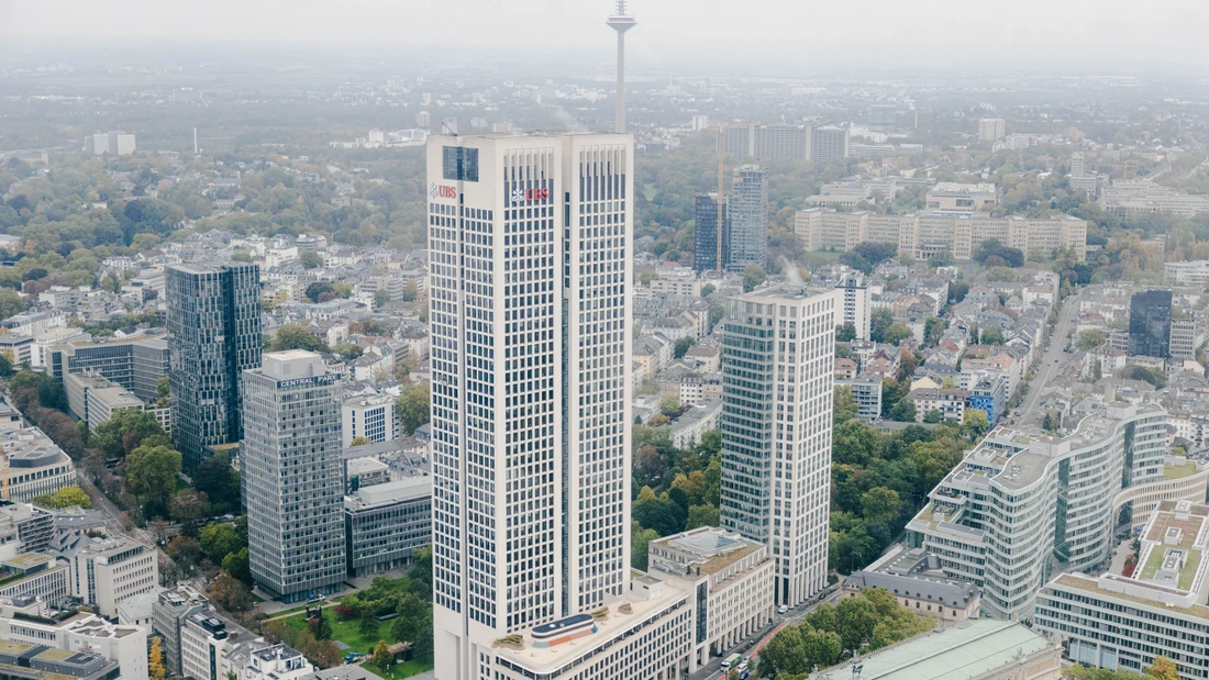 Zentrale Bürofläche: Wechselt der Opernturm in Frankfurt den Eigentümer?