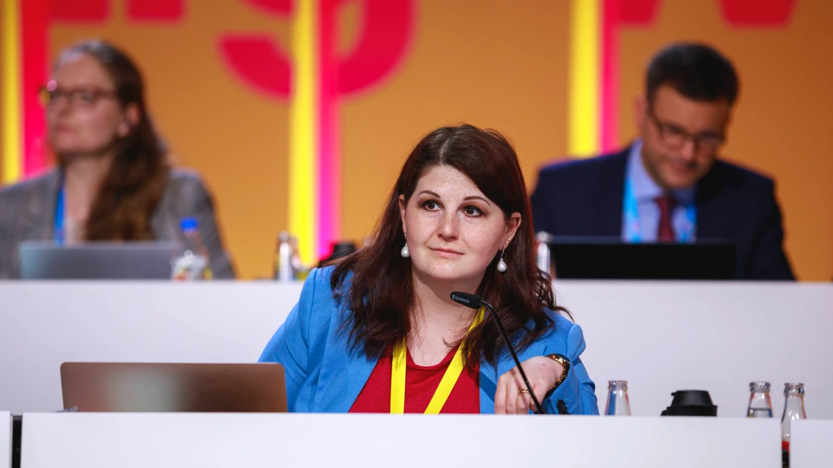 Engagiert bei der FDP: Yana Mark auf dem Bundesparteitag der FDP im April 2023. Im gleichen Jahr trat sie ihr politisches Spitzenamt an.