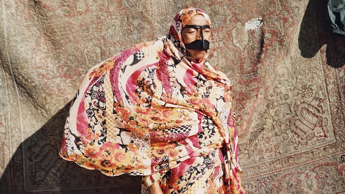 Hoda Afshar aus „Speak The Wind“ (MACK, 2021)