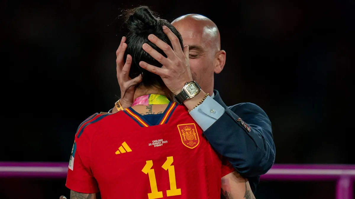 Luis Rubiales will nach seinem Übergriff gegen Jennifer Hermoso nicht zurücktreten.