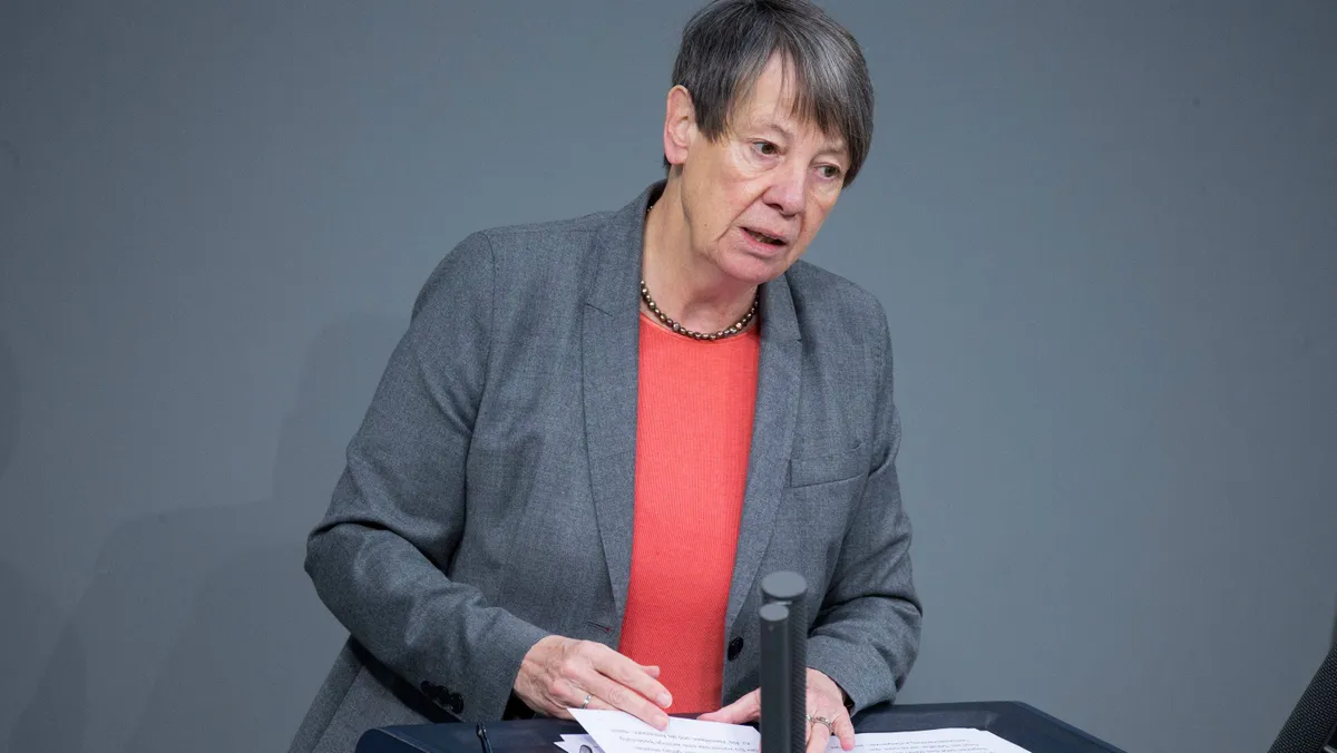 Bundesumweltministerin Barbara Hendricks im Bundestag