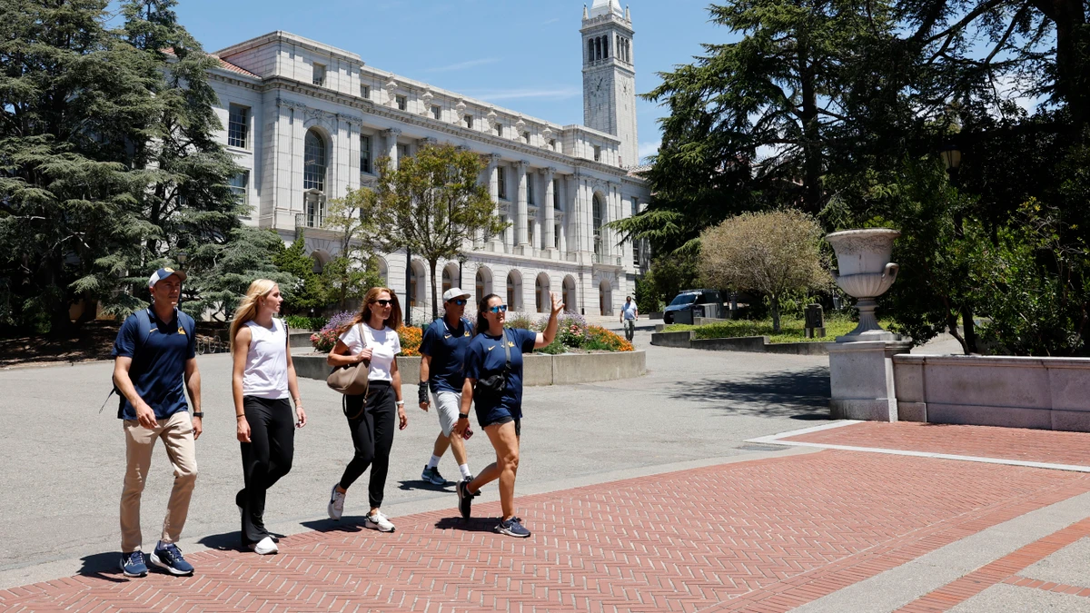 An der UC Berkeley zeigt der Frühjahrstest 2026, was entsteht, wenn KI die Hausaufgabe ersetzt und die beaufsichtigte Klausur die Lücke offenlegt.