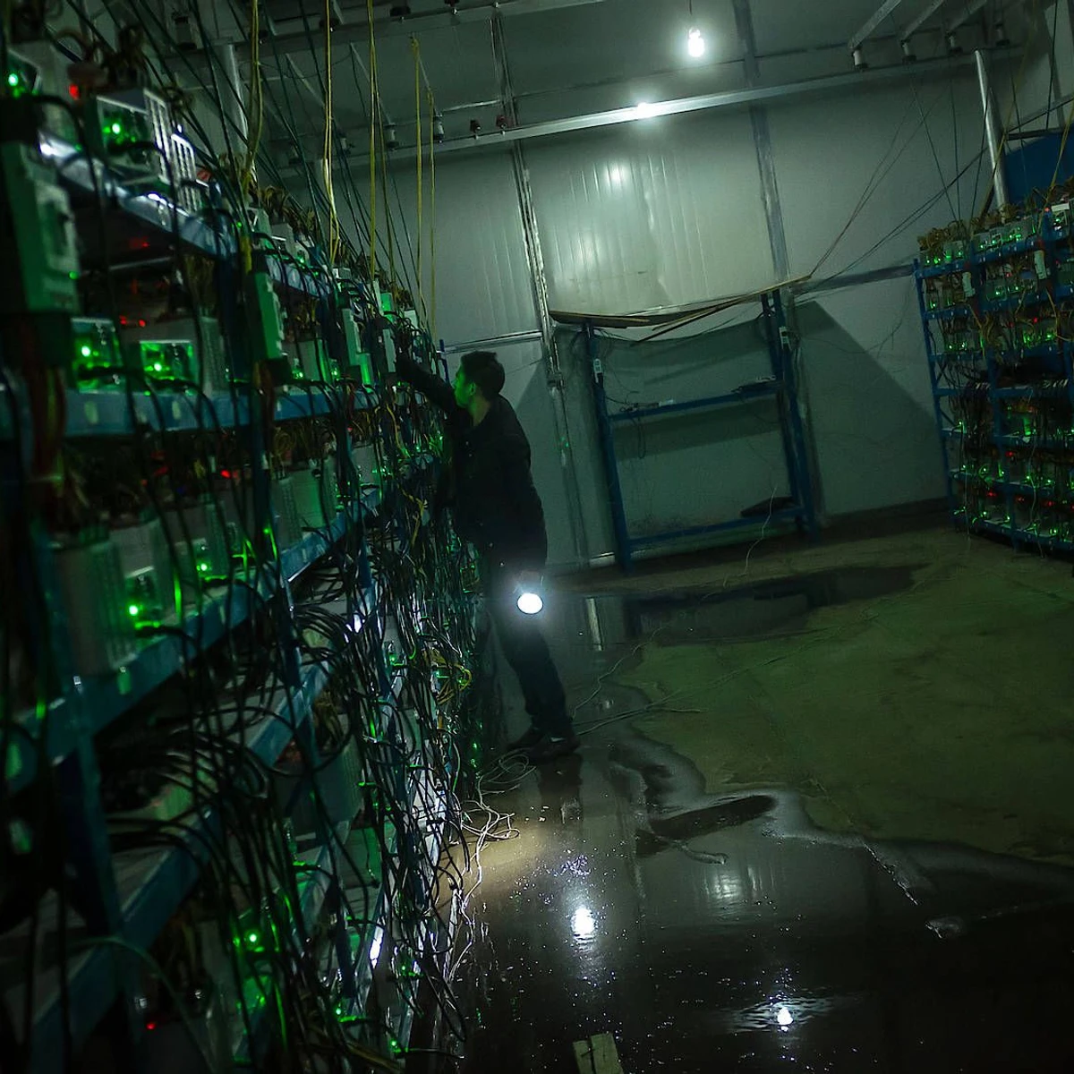 Bitcoin-Schürfer zapften Atomkraftwerk an | FAZ