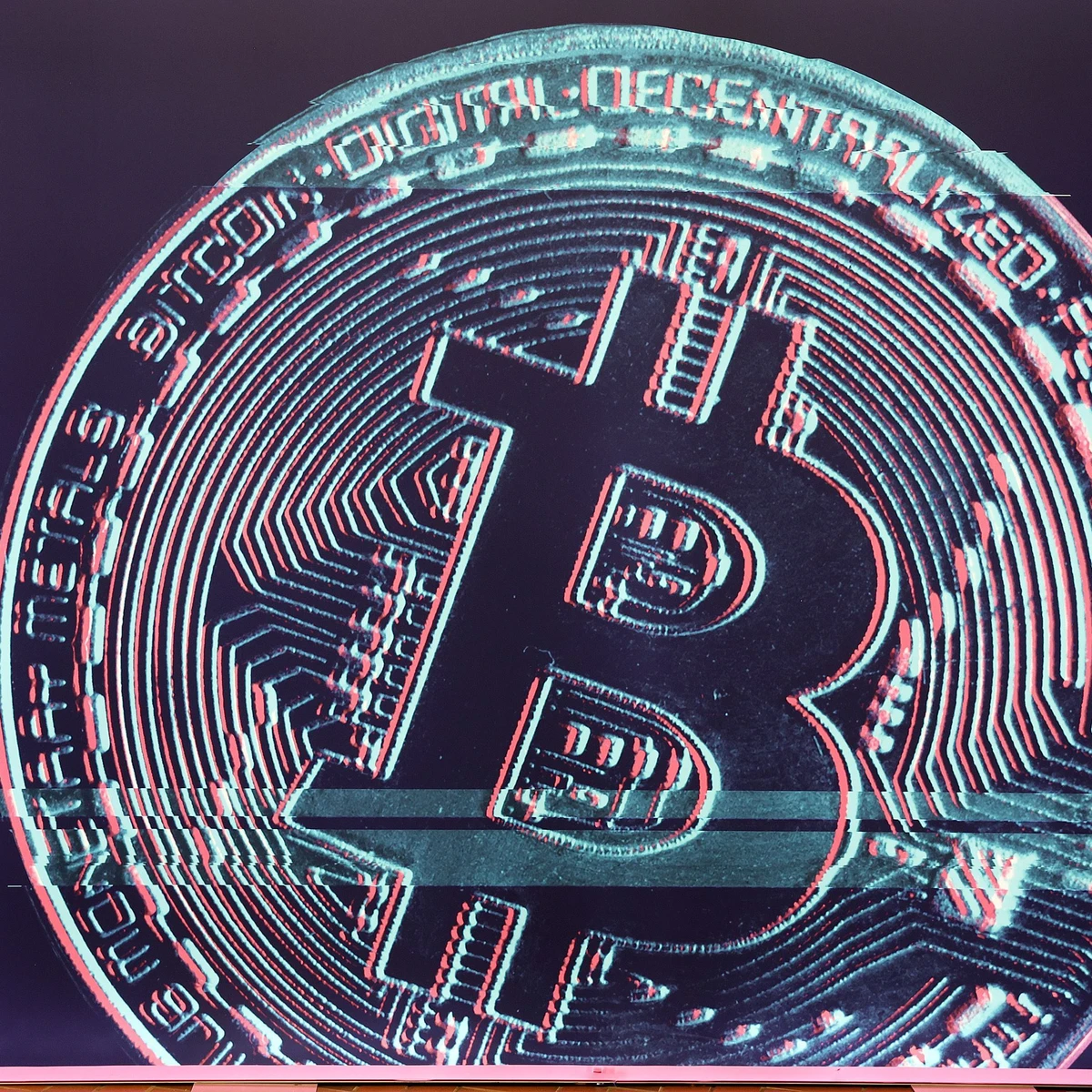 Bitcoin fast nur noch die Hälfte des Höchststands von 69.000 Dollar im  November wert | FAZ