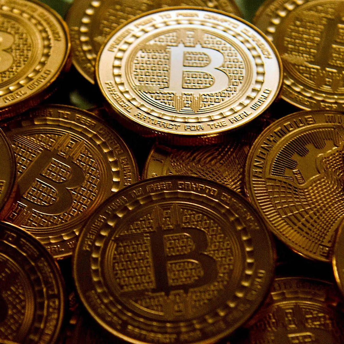 Bei Razzia beschlagnahmt: Hessen hofft auf Millionengewinn durch Bitcoin- Verkauf | FAZ