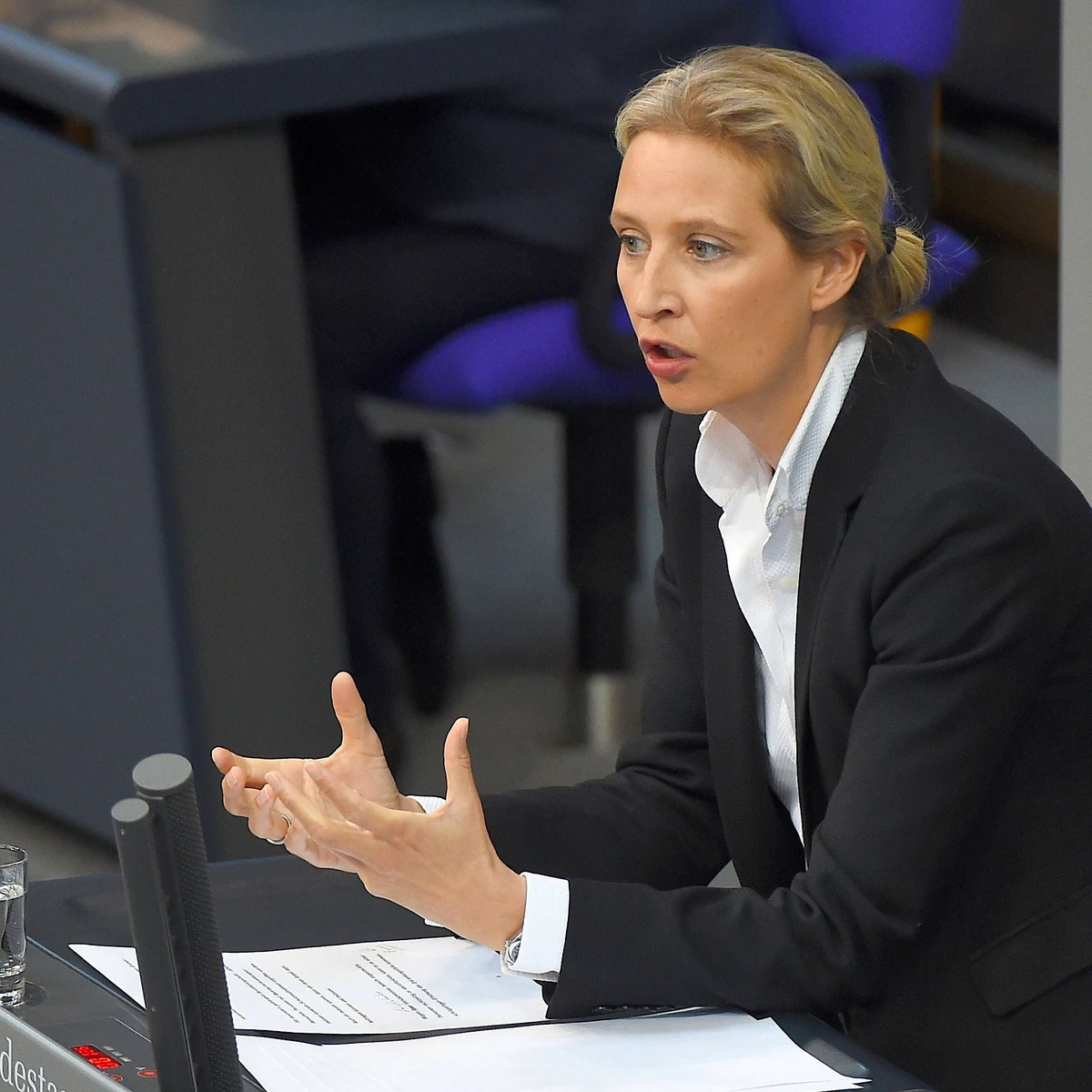 Wie die AfD die Corona-Pandemie für sich nutzen will | FAZ