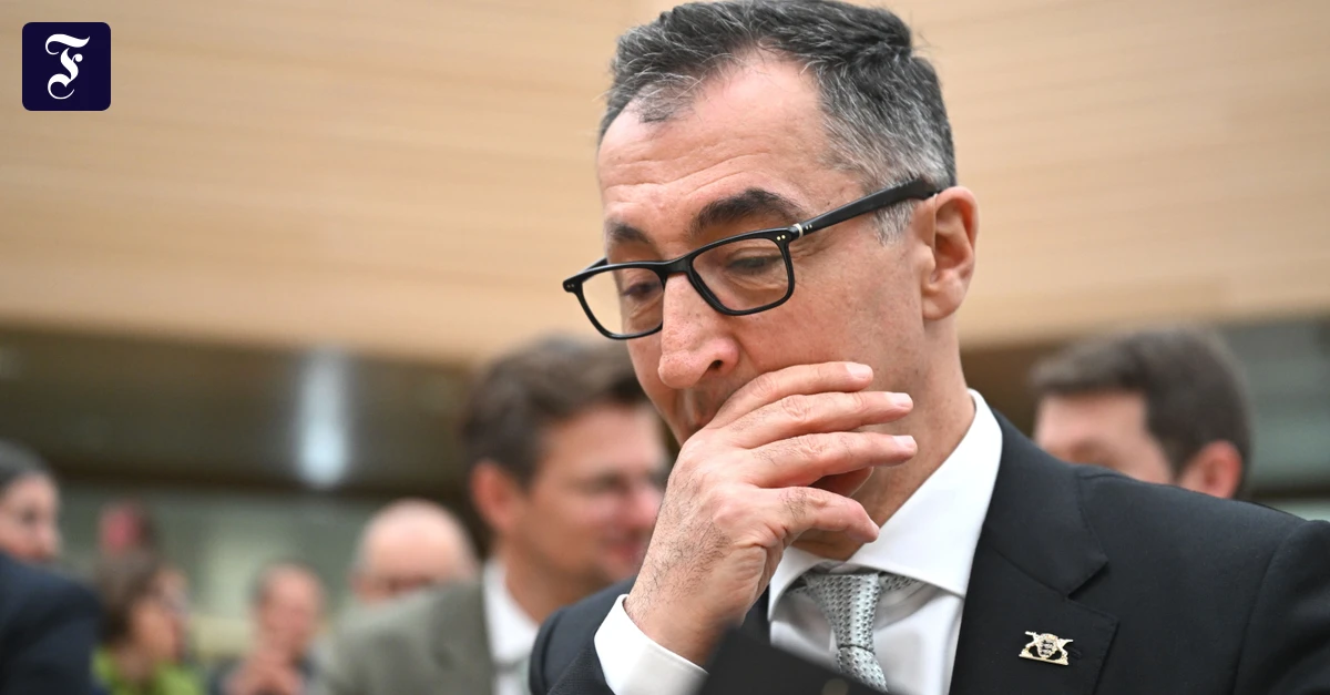 Liveblog Bundespolitik: &Ouml;zdemir neuer Ministerpr&auml;sident von Baden-W&uuml;rttemberg | FAZ