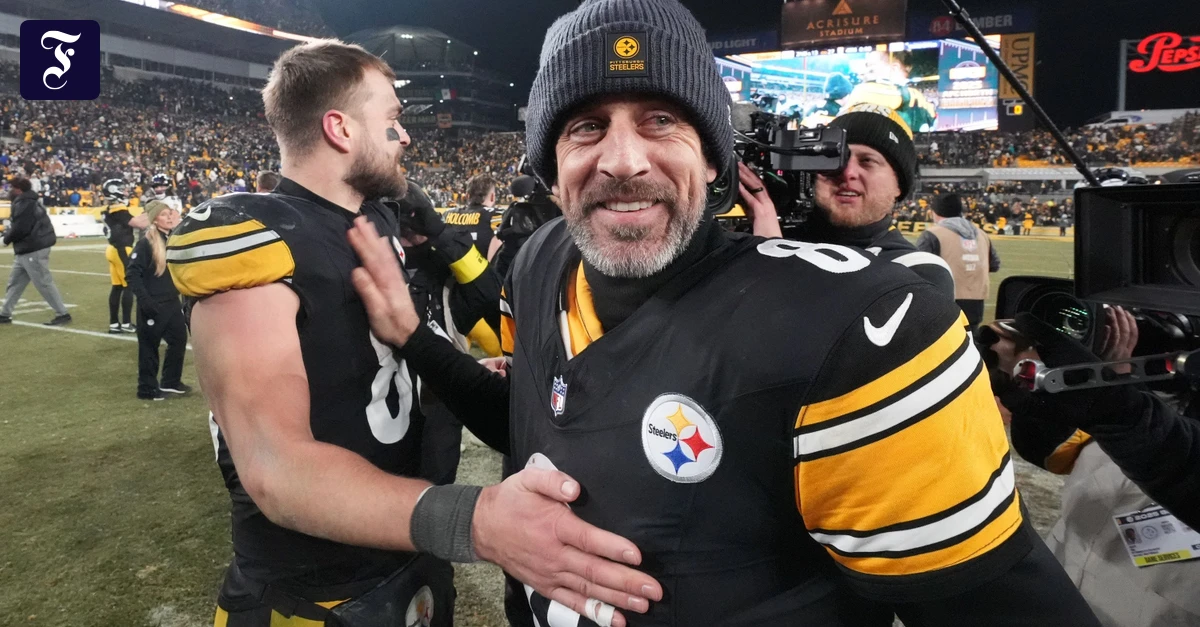 Quarterback in Pittsburgh: Aaron Rodgers nach dramatischen Schlusssekunden doch noch in NFL-Play-offs