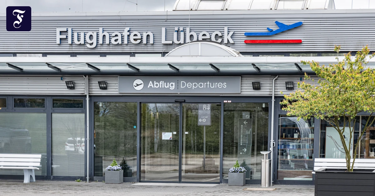 Mit-2-7-Promille-Mann-bricht-in-L-becker-Flughafen-ein