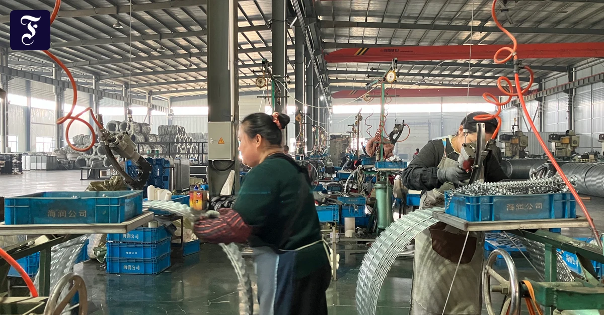 Chinas-Dominanz-Die-Stadt-der-Z-une