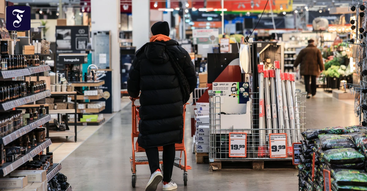 Roman über Baumärkte: Kollege weiß Bescheid, ist auf dem Weg zu Ihnen!