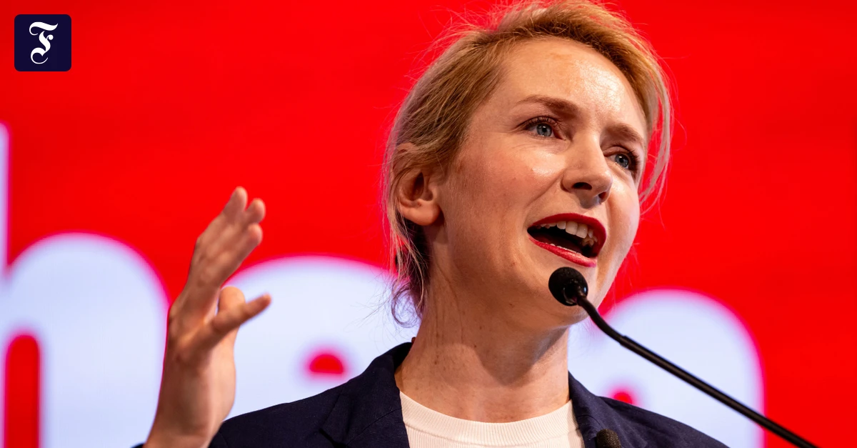 Liveblog Bundespolitik: Linke will Antrag gegen Stalinismus beschlie&szlig;en | FAZ
