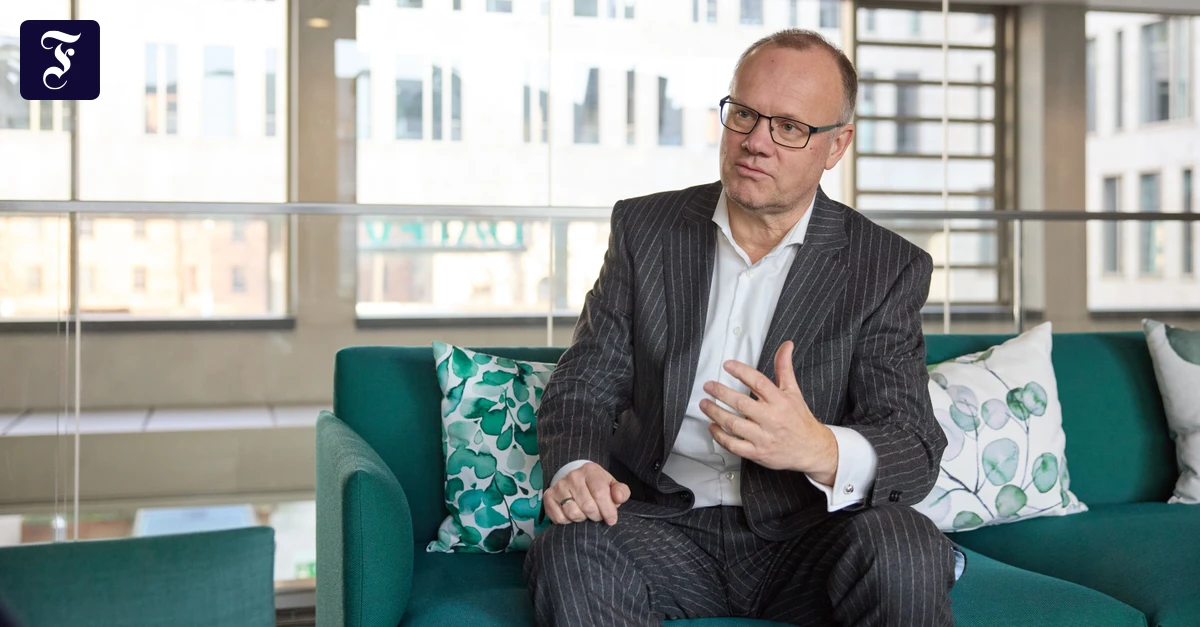 Datev im Interview: „ChatGPT löst sogar hochkomplexe Steuerberaterprüfungen“