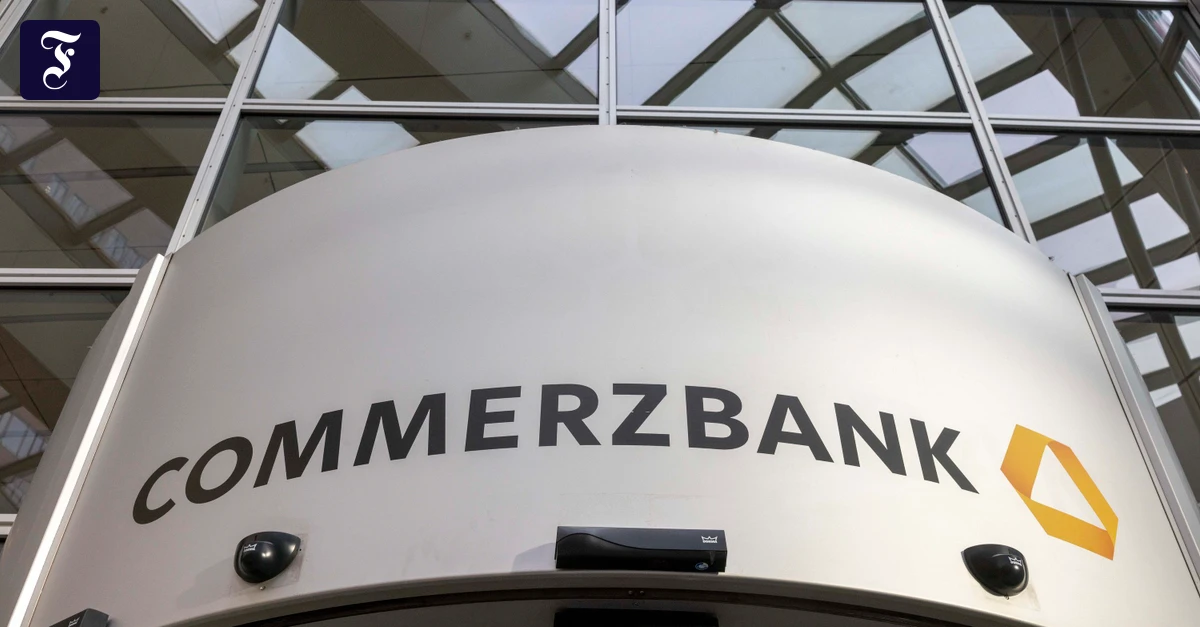 Commerzbank: Unicredit's Noose