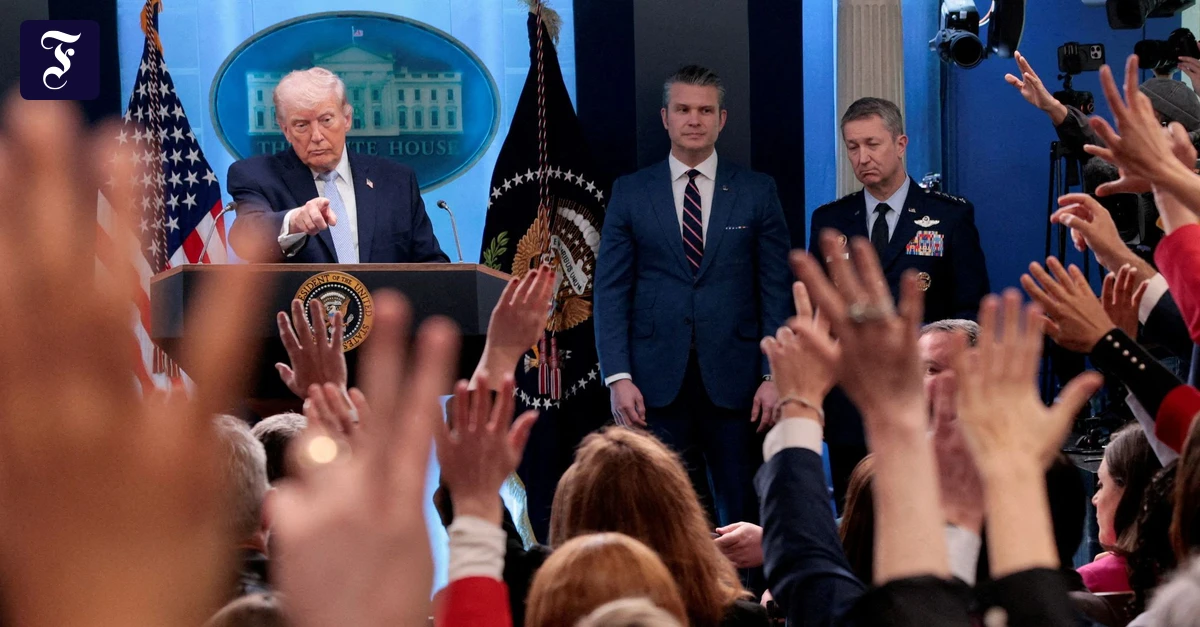 Kritik am US-Präsidenten: Warum die „Manosphere“ auf Distanz zu Trump geht