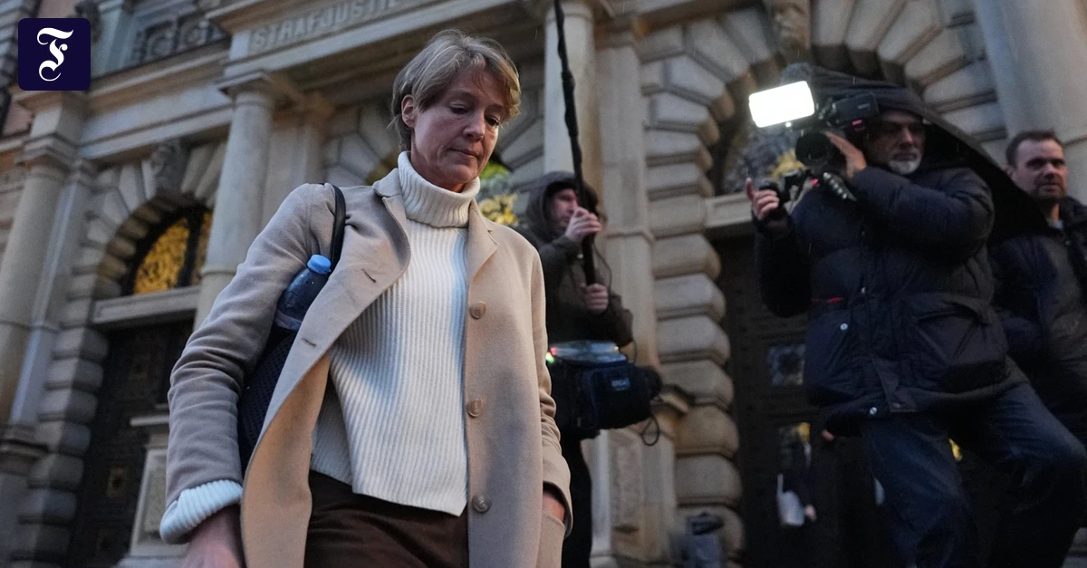 prozess-in-hamburg-christina-block-soll-220-000-euro-gezahlt-haben