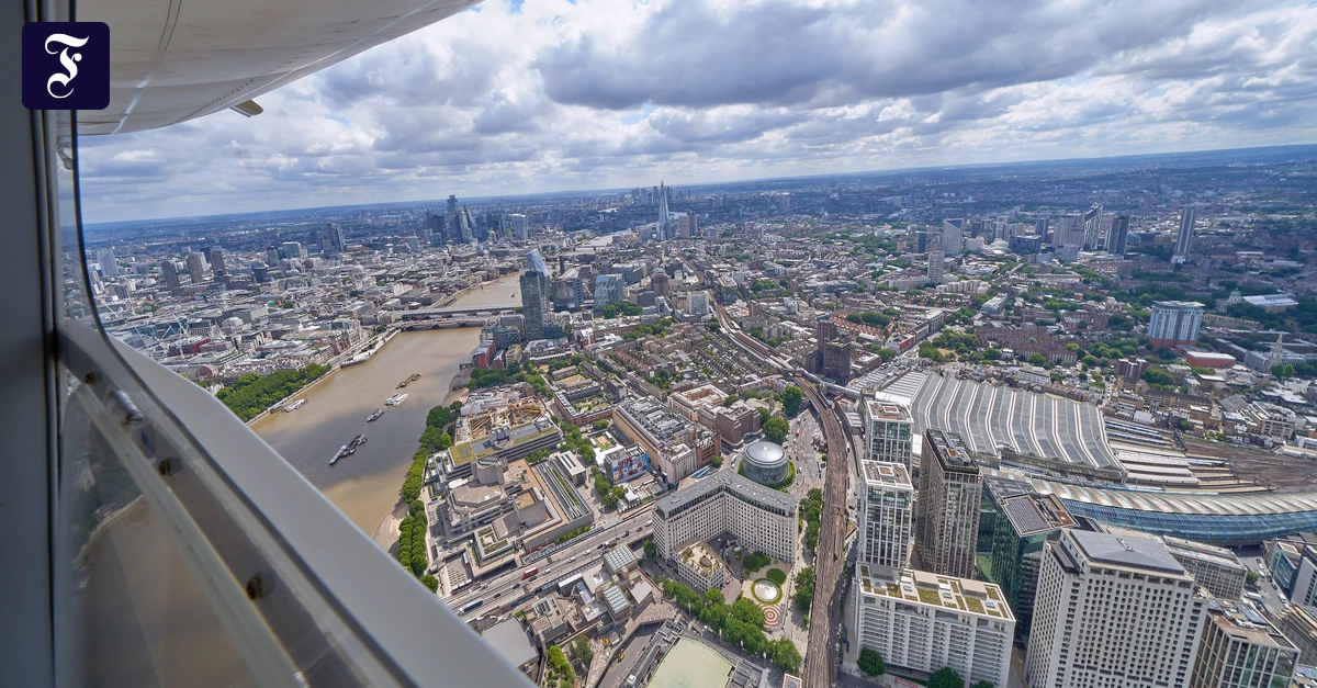 Flug mit Zepplin in der City: London liegt in der Luft