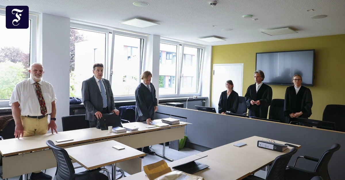 学問の自由に関するリューベック地方裁判所 |ファズ