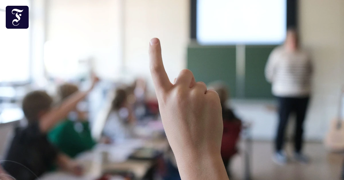 Lehrer-schlagen-Alarm-Eltern-sehen-Schule-als-Servicestelle-