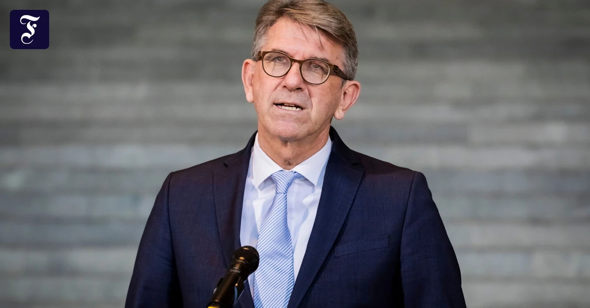 Verfassungsschutz prüft: Extremismusverdacht: Weimer streicht drei Buchhandlungen von Preisliste