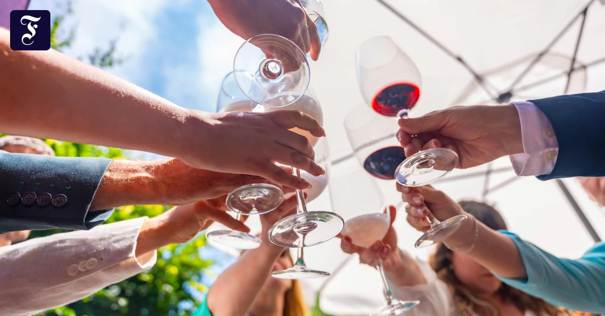 Rotwein im Sommer: Es lohnt sich, gegen den Trend zu trinken