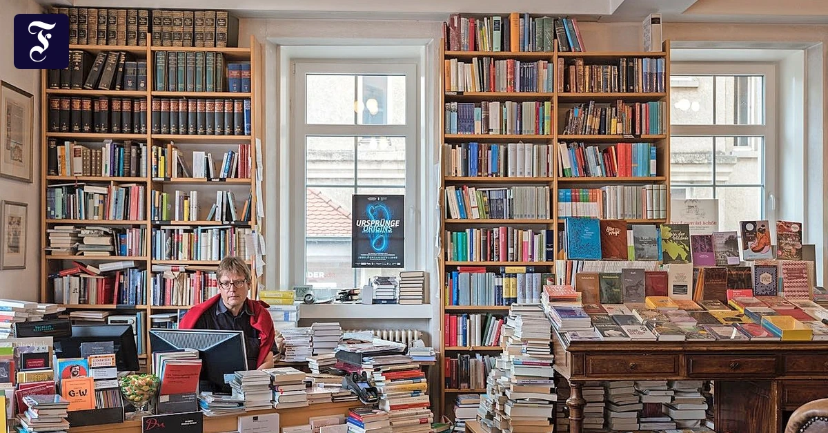 H-P-Willi-in-T-bingen-Was-verloren-geht-wenn-ein-Buchladen-schlie-t