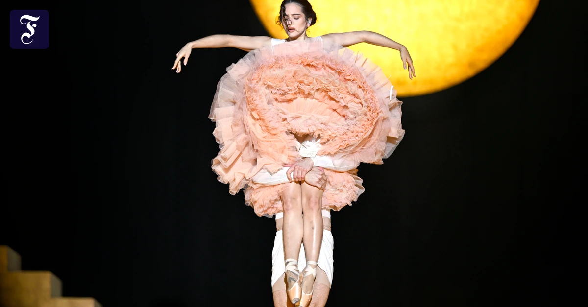 Rosalía thrills on her 
