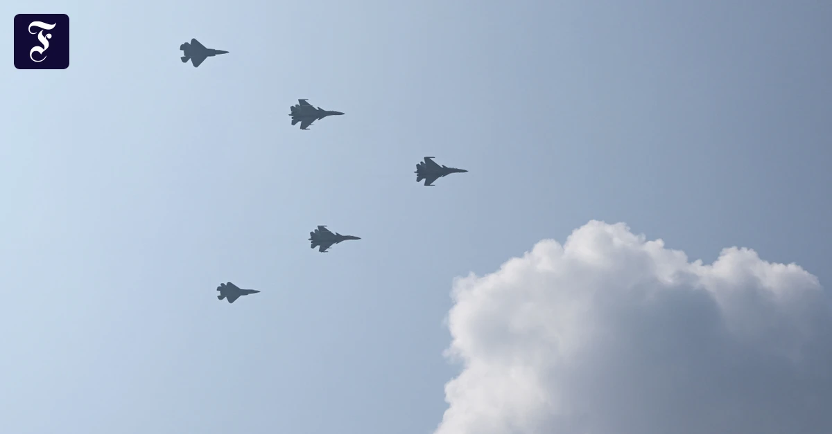 Vor-okinawa-Japan-wirft-China-Provokation-mit-Kampfflugzeugen-vor