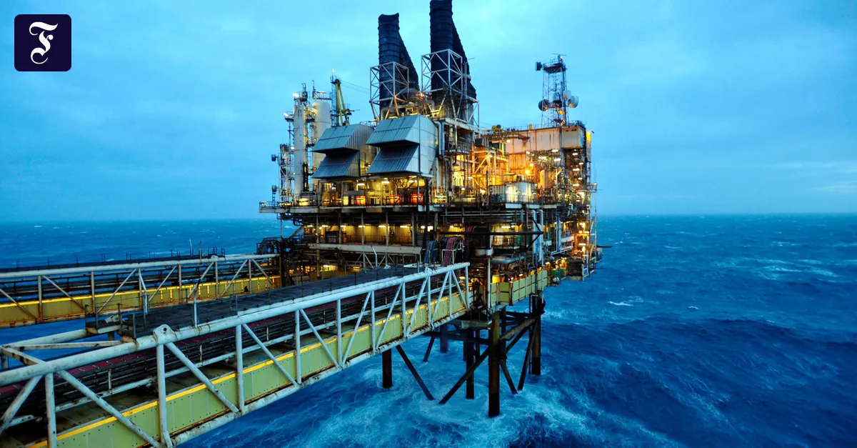 BP sells North Sea oil fields: What's behind it?
