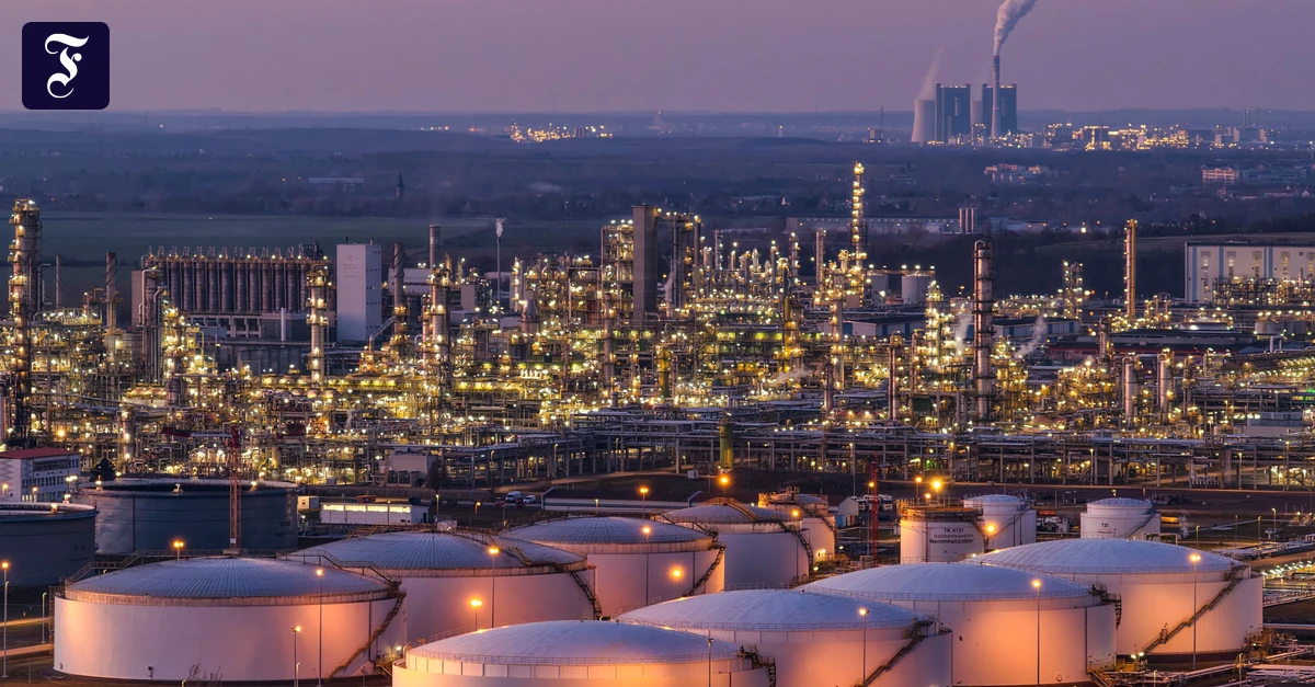 New escalation in the Iran conflict: Is a real fuel shortage looming?