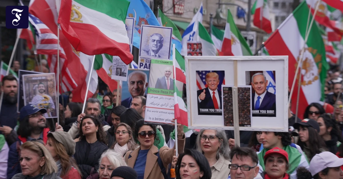 Iranische Opposition: „Dankbar für jede Bombe“