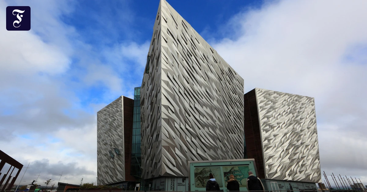 Als Tourist in Belfast: Teetrinken auf der Titanic