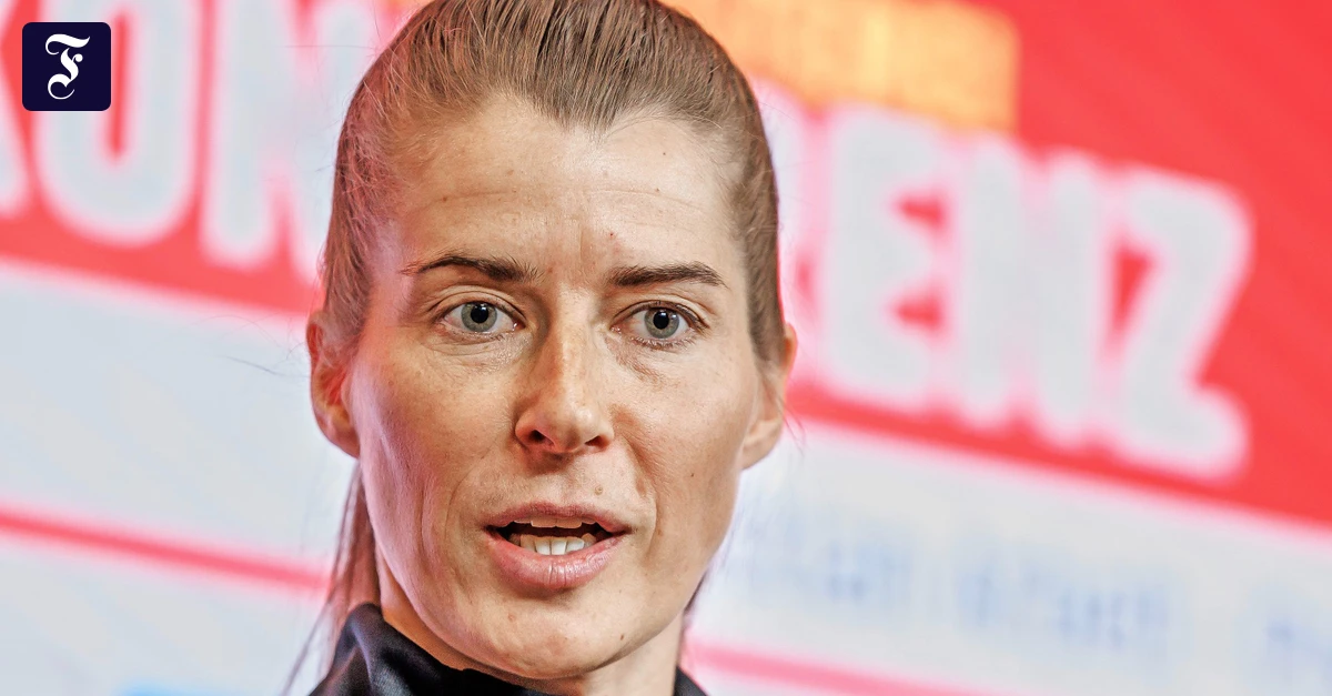 Marie-Louise Eta: The head coach on the men's bench at Union Berlin