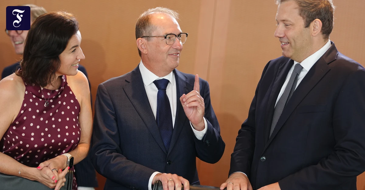 Deutschland-Liveblog: Kabinett beschließt Geheimdienstreform