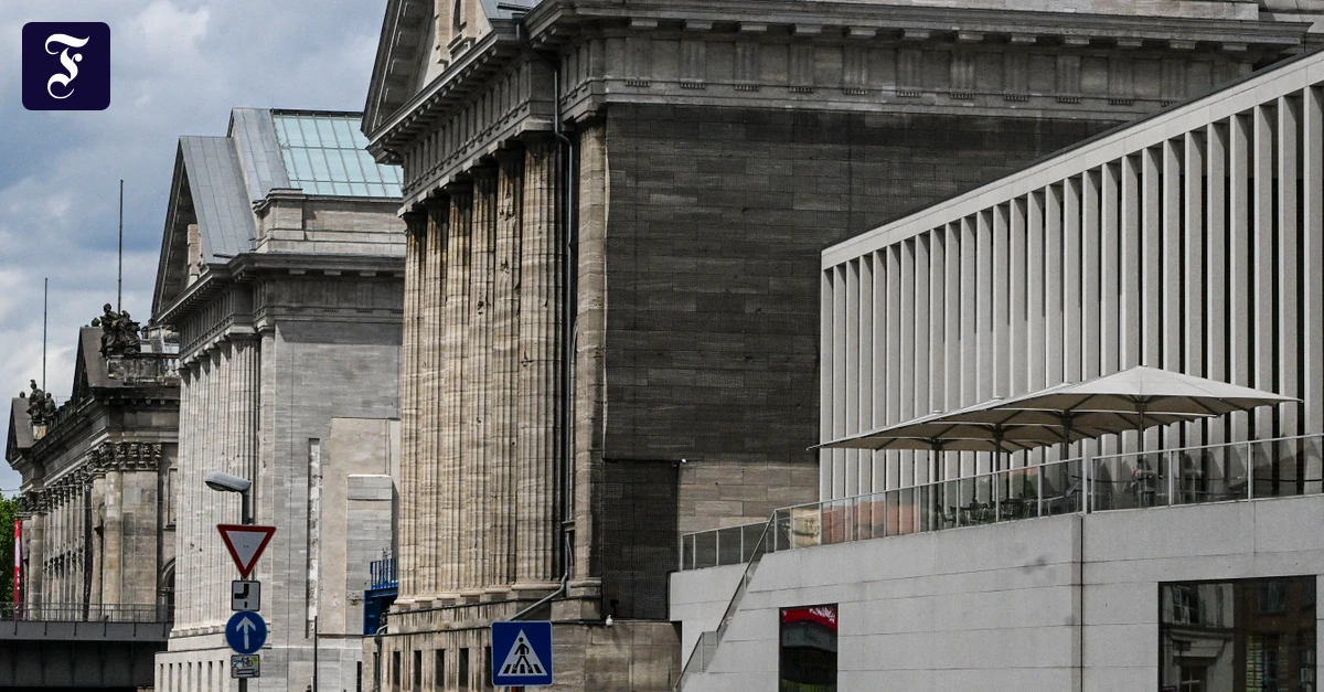 Leitfaden für Museen: Nistet der Rassismus in den Vitrinen?