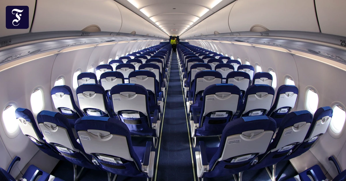 10.000 Höhenmeter: Frau bringt ihr Kind im Flugzeug zur Welt