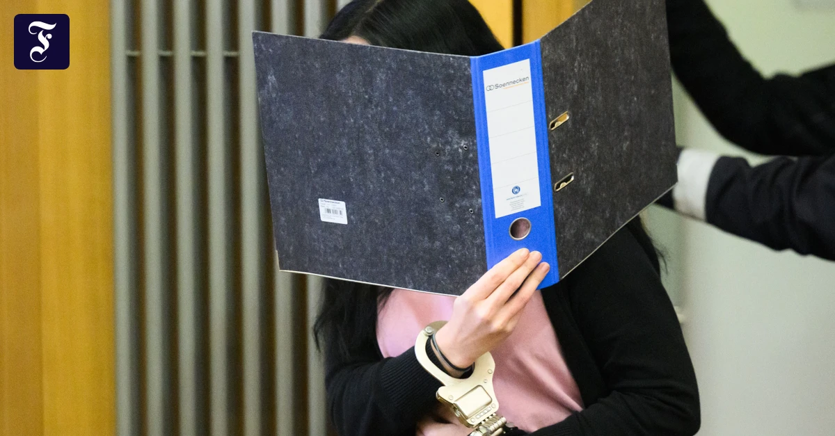 Attempted murder with formic acid? Defendant denies the act