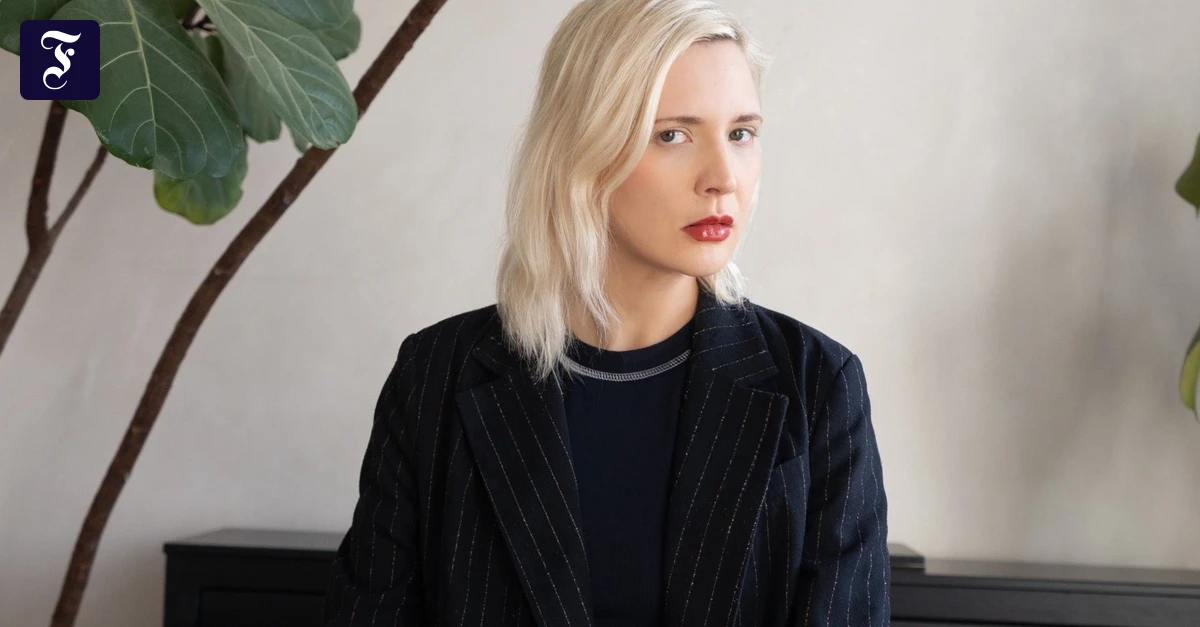 Lyrik-von-Juliane-Liebert-Wir-schlugen-Oma-tot-weil-sie-uns-st-rte