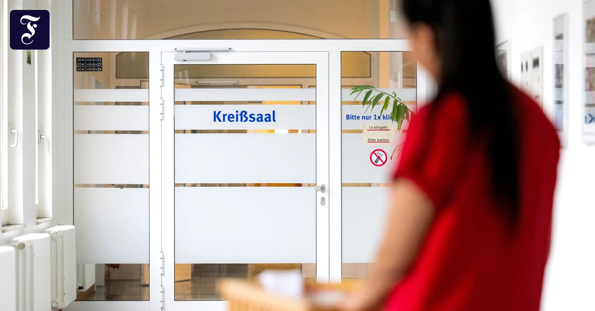 Analyse-der-Fahrzeit-Fast-alle-Schwangeren-schaffen-es-in-weniger-als-30-Minuten-ins-Krankenhaus