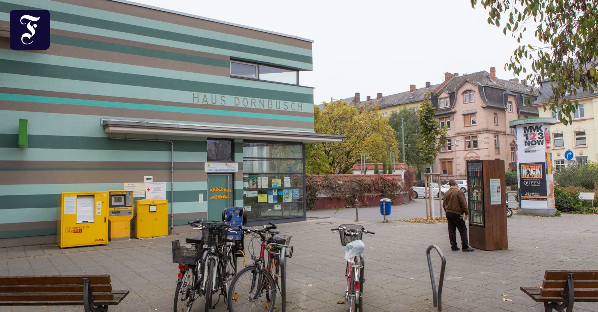 Reich-Ranicki-Platz: Sieht so eine Ehrensache aus?