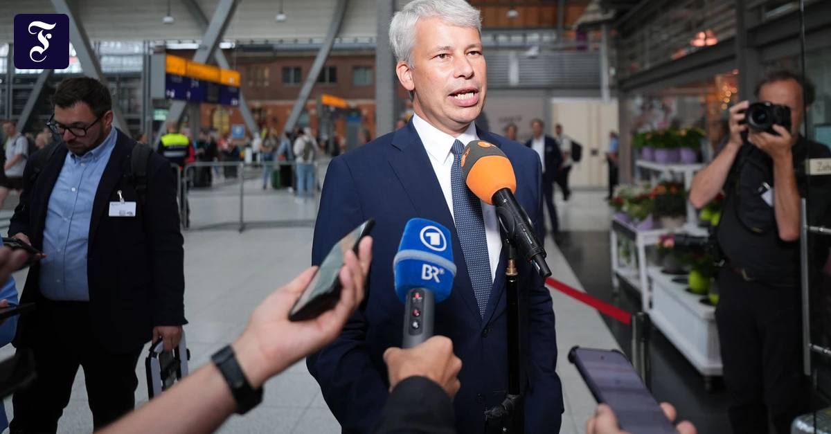 Neuer Verkehrsminister: Bilgers erste ICE-Panne lässt nicht lange auf sich warten